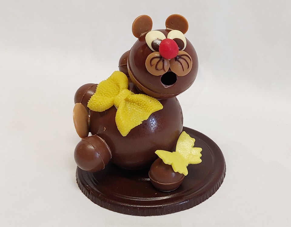 Boulangerie-Chocolaterie-Verjus-Janze-Nounours-joyeux-Wi649