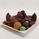 Boulangerie-Chocolaterie-Verjus-Janze-composition-deux-poules-chocolat-Pu277