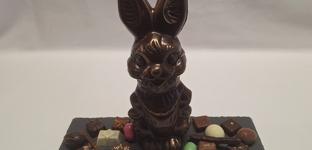 Boulangerie-Chocolaterie-Verjus-Janze-lapinou-paques-chocolat-Se487