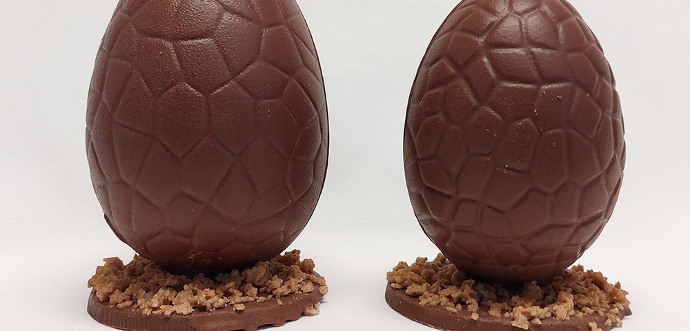 Boulangerie-Chocolaterie-Verjus-Janze-oeuf-surprise-paques-chocolat-Cu248